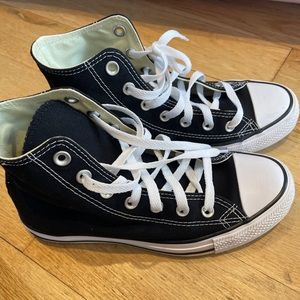 Converse all star classic wide black size 5 men / 7 women